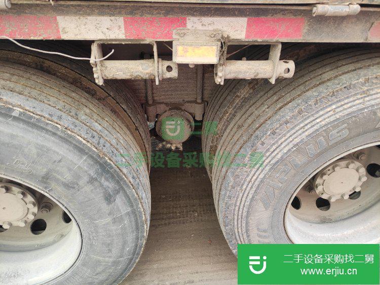 江蘇出售二手青島解放310馬力半掛車