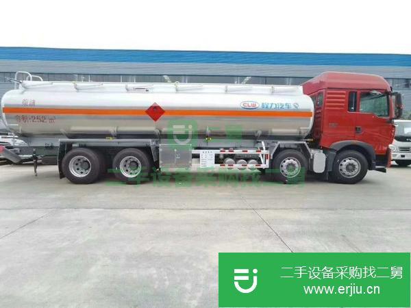 山西出售二手25.2方20噸重汽豪沃前四后八鋁合金油罐車德國曼340馬力