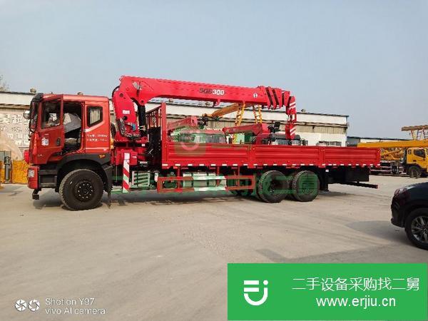 山東出售二手隨車吊上裝12噸吊機