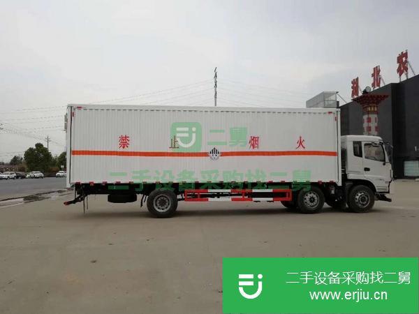 湖南出售二手東風柳汽10米煙花炸藥廂式運輸車康明斯國五190馬力發動機