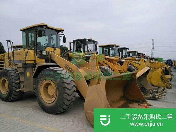 四川出售二手龍工855裝載機(jī)車況相當(dāng)好