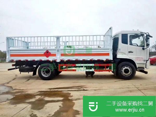 黑龍江出售二手解放4.2米倉(cāng)欄式氣瓶運(yùn)輸車(chē)