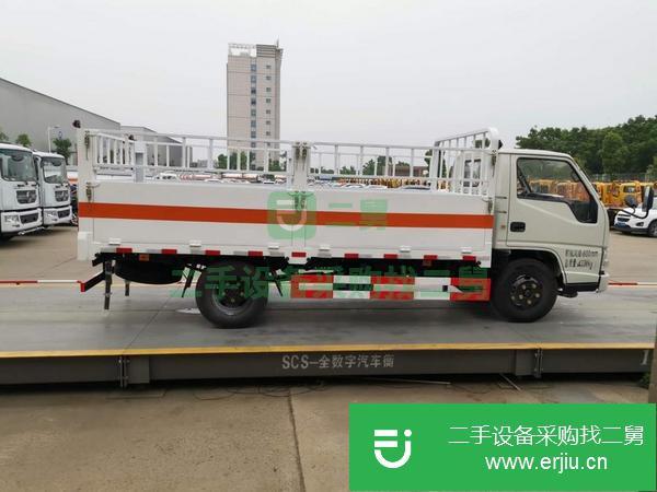 江蘇出售二手解放9.6米危險品廂式運輸車