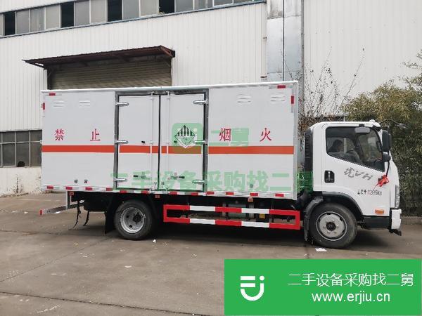 河北出售二手7噸廢機油箱式運輸車