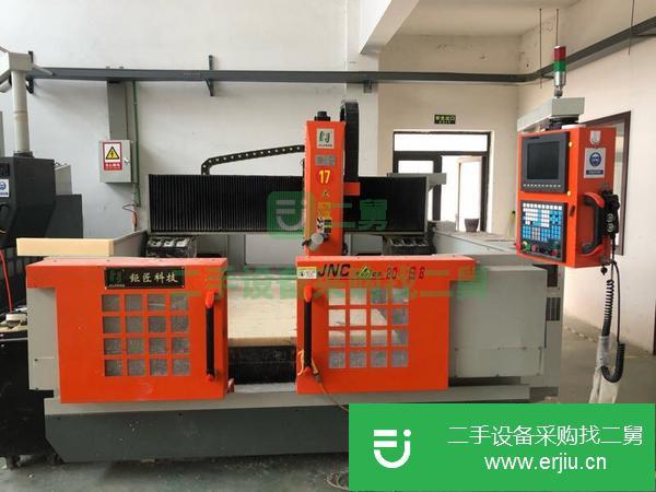 江蘇出售二手650雕銑機，新代系統