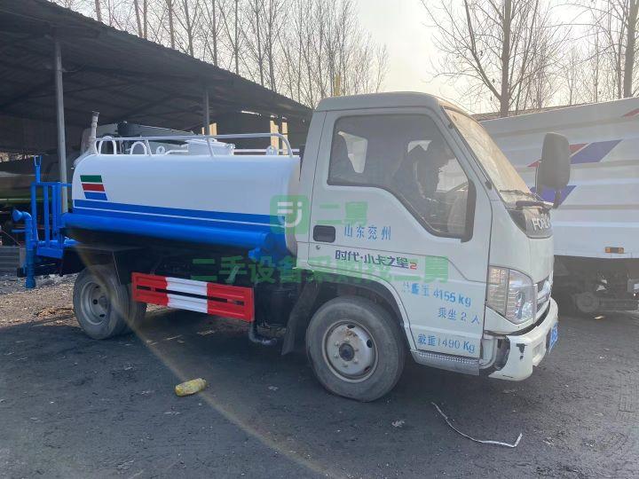 出租16年的藍牌福田小卡4方灑水車