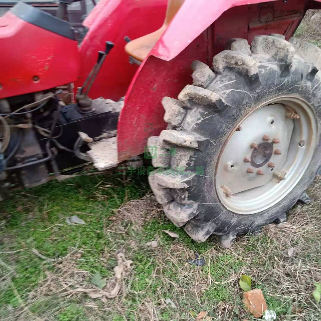 出售一臺東方紅ME404型號拖拉機 價格低到冰點