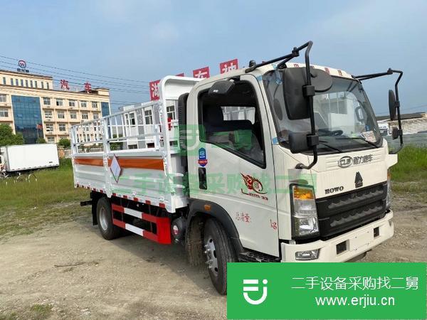 山西出售二手豪沃輕卡共五項危險品廂式運輸車