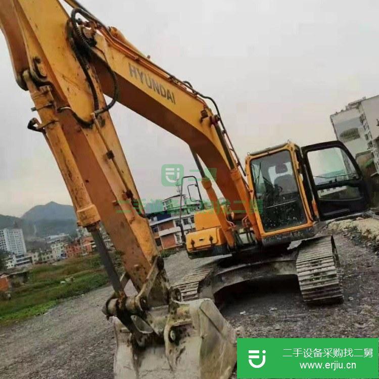 上海出售11年二手現(xiàn)代225-9T挖掘機(jī)