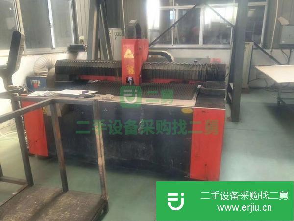 廣東出售二手楊力700瓦ipg激光器3015單臺面切割機
