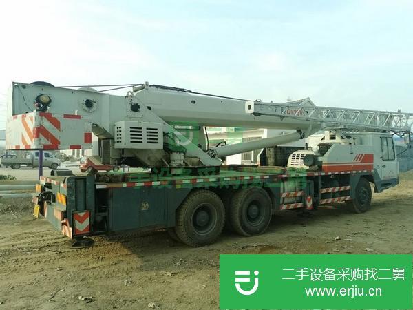 山東出售二手11年五月中聯25V汽車吊