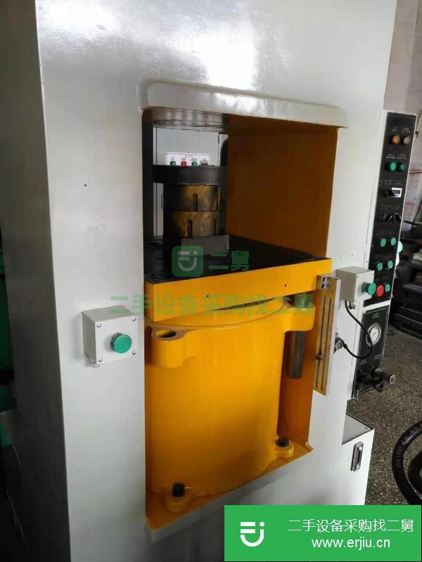 廣東出售二手300噸框架式油壓機九成新