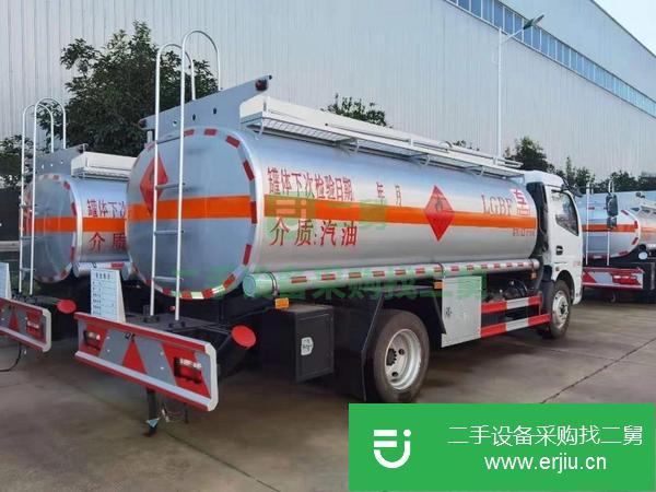 天津出售二手東風(fēng)多利卡9.2方油罐車