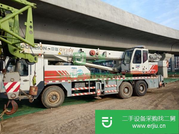 河南出售二手10年5月中聯(lián)25v汽車吊