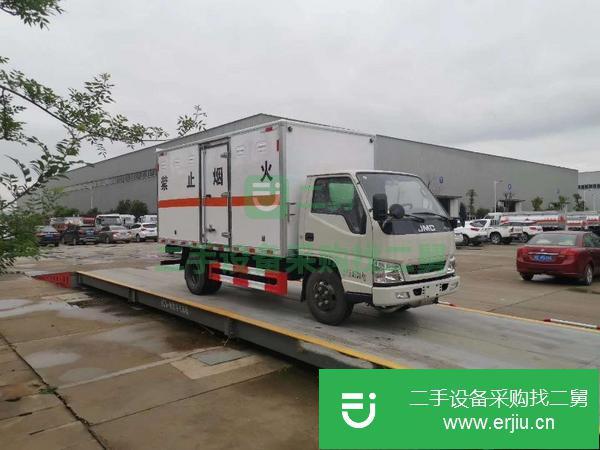 河北出售二手國五4.2米危險品廂式運輸車