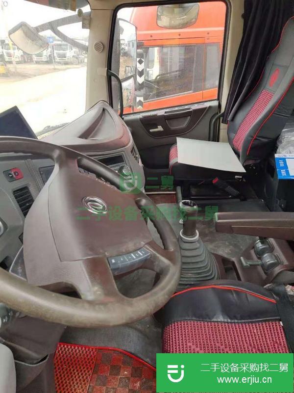 重慶出售二手東風天龍560馬力牽引車