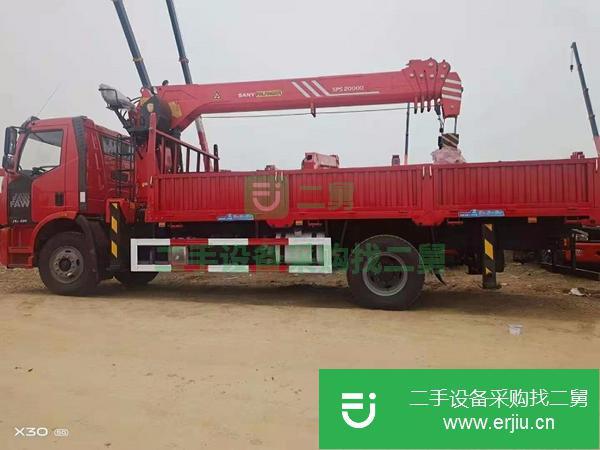 山西出售二手解放J6單橋隨車吊上裝長興吊機(jī)