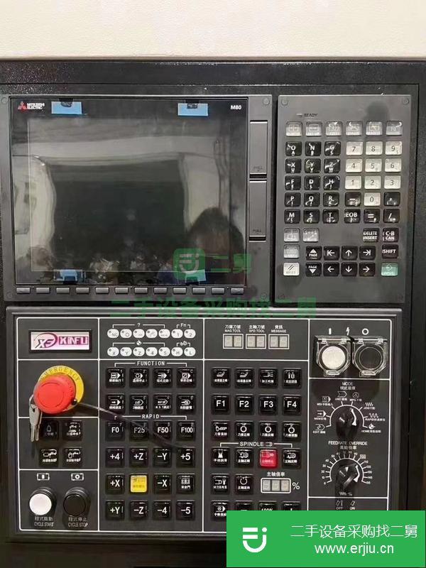 福建出售二手加工中心V8，三線軌850，三菱M80系統