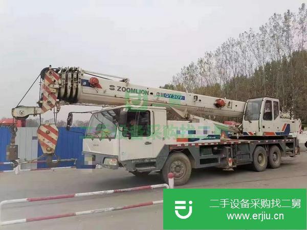 江蘇出售二手12年4月中聯關愛25噸五節臂汽車吊