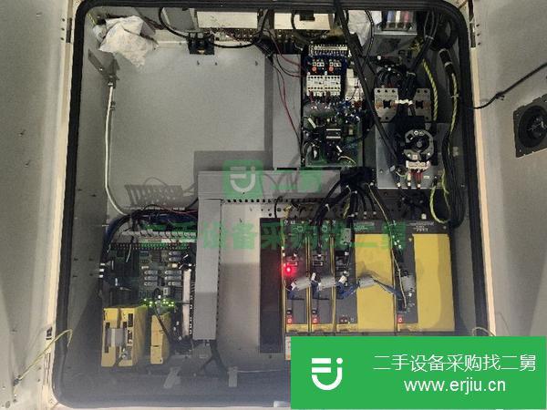 江蘇出售二手發(fā)那科鉆攻中心5臺(tái)2萬4千轉(zhuǎn)21把刀