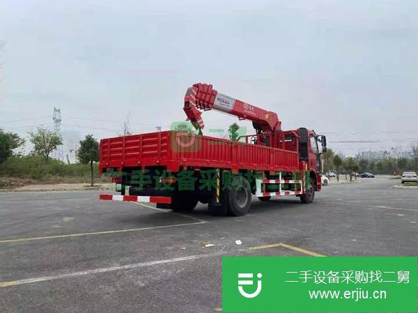 山西出售二手解放J6單橋隨車吊上裝長興吊機(jī)