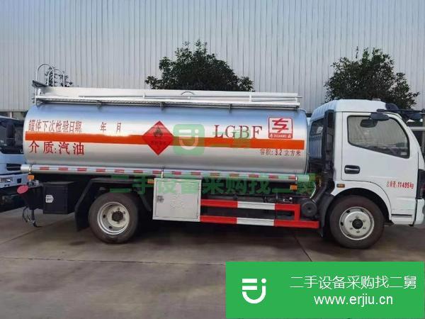 天津出售二手東風(fēng)多利卡9.2方油罐車