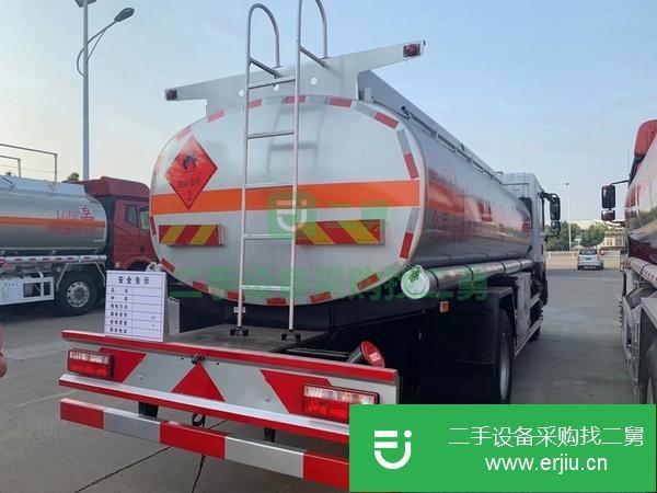 湖北出售二手東風油罐車康明斯180馬力