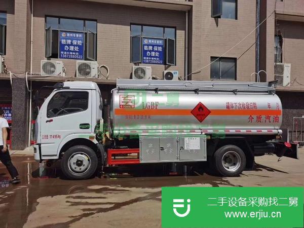 福建出售二手2噸油罐車包上戶可分期
