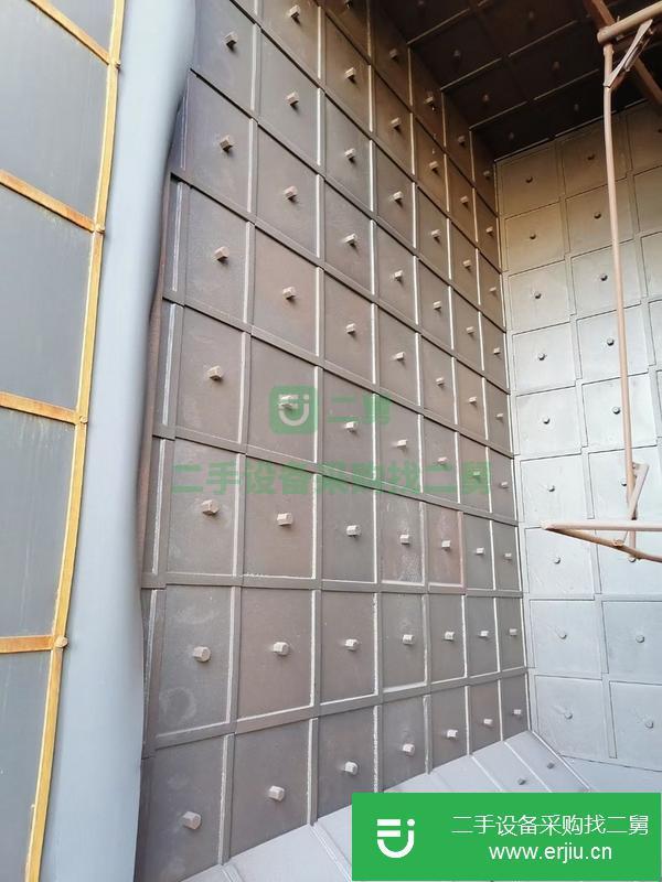 河北出售吊鉤拋丸機 門寬兩米半高三米二，四個7.5千瓦拋頭 雙鉤一噸