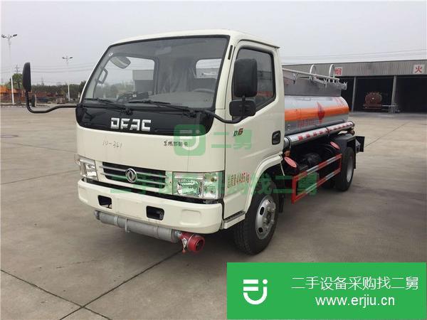 浙江出售二手東風多利卡8噸油罐車