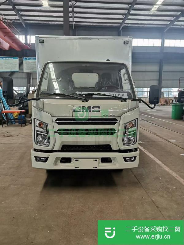 湖北出售二手9類危險品廂式運輸車國六排放江鈴116馬力柴油發動機