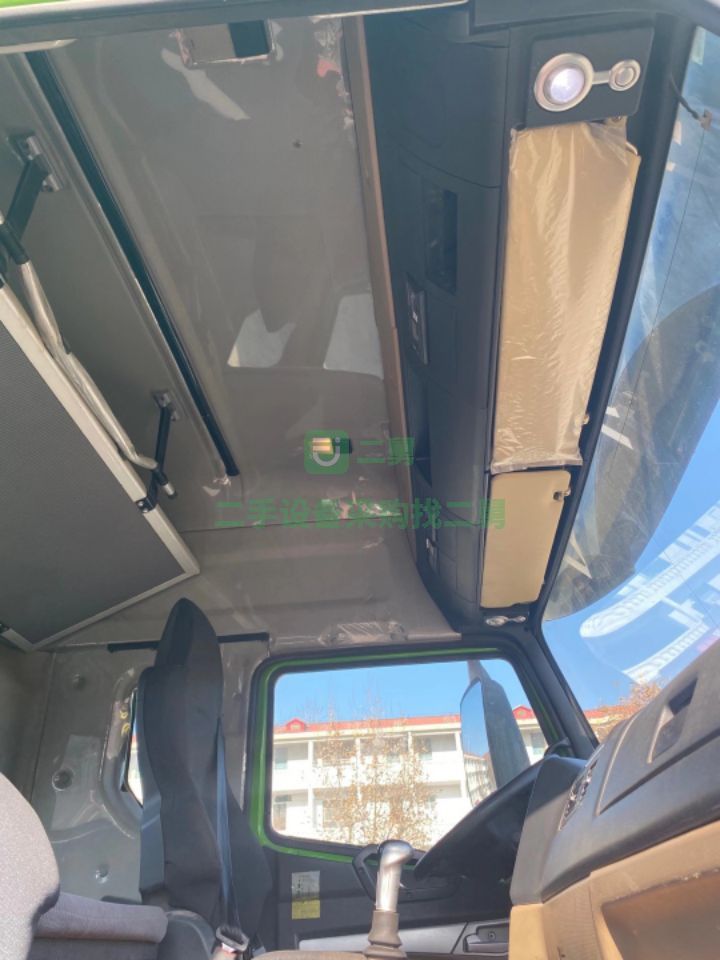 急售豪沃440馬力德國曼一年整牽引車交強險準新車國六排放