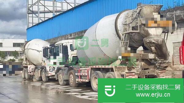 江蘇出售二手19年重汽T5G大12拉14輕量化攪拌車