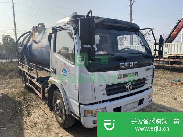 湖北出售二手17年10月朝柴156馬力8方吸污車(chē)