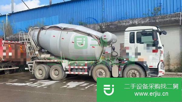江蘇出售二手19年重汽T5G大12拉14輕量化攪拌車