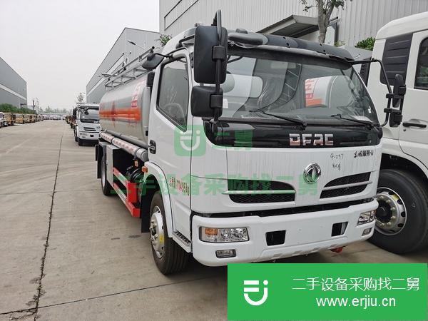 湖北出售二手東風(fēng)9.2方油罐車(chē)