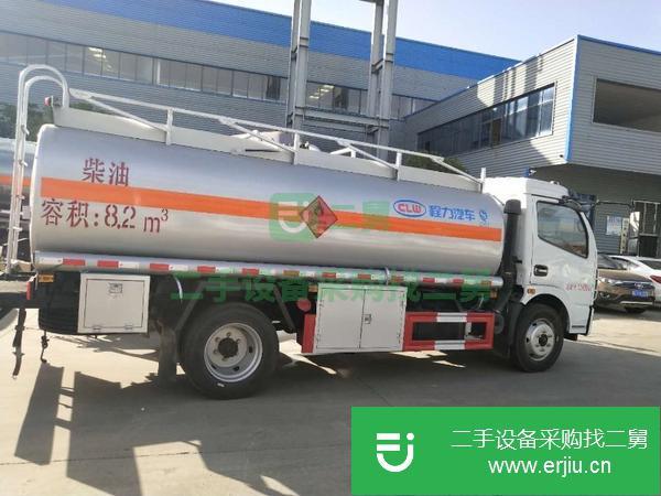 湖北出售二手東風多利卡8.2方加油車