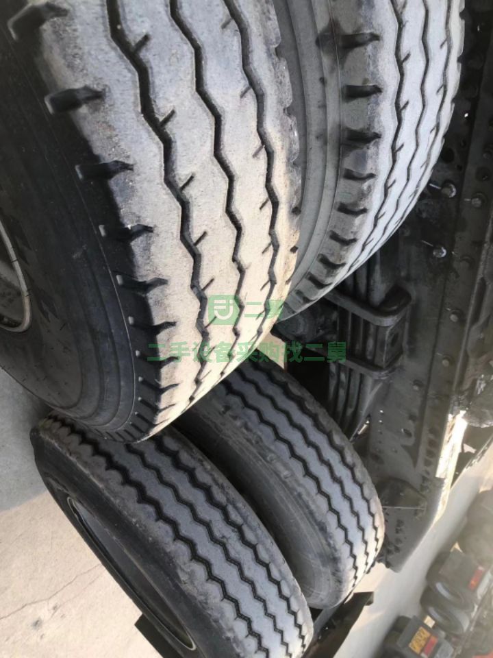 急售2年半歐曼ETX430馬力牽引車，富康發(fā)動(dòng)機(jī)，帶全保險(xiǎn)，輪胎9成新