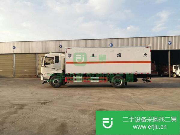 貴州出售二手4.2米危險(xiǎn)品廂式運(yùn)輸車可分期包上戶