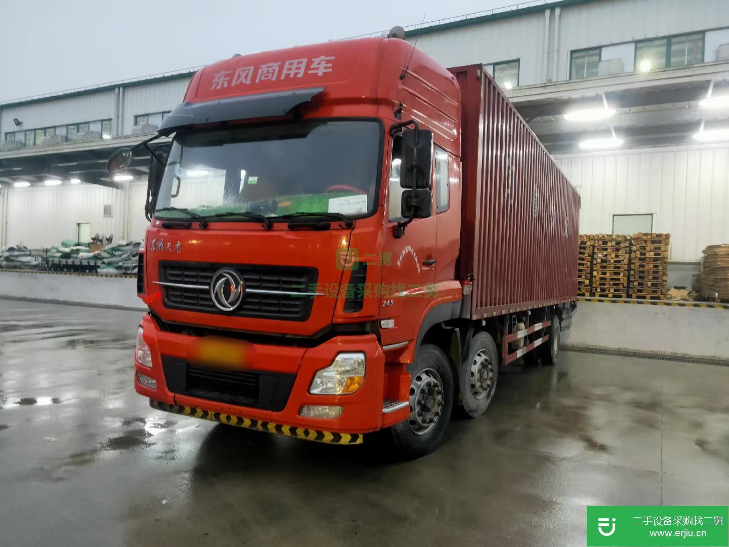 上海出售二手東風天龍245馬力國五9.6米箱式貨車