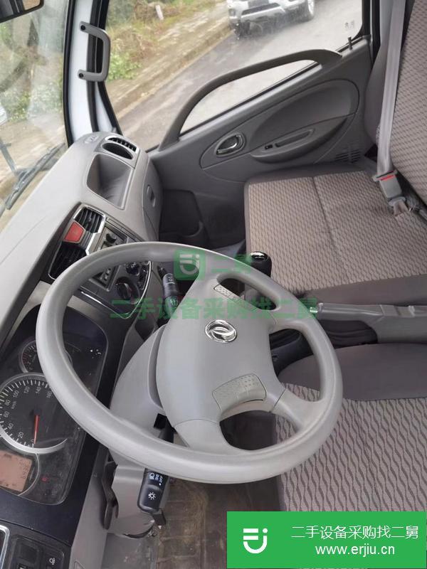 湖北出售二手18年8月5噸吸污車