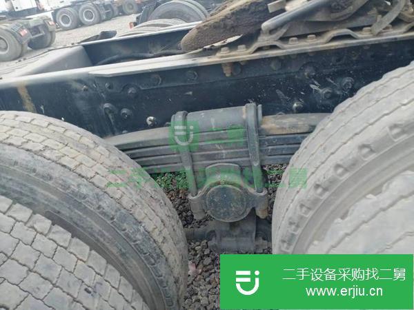 山東出售二手18年解放悍V牽引車400馬力國五排放