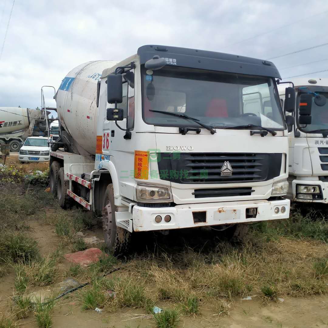 出售二手豪沃10方攪拌車 支持分期
