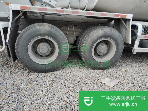 山西出售二手國(guó)五輕量化豪沃14方混凝土攪拌車(chē)