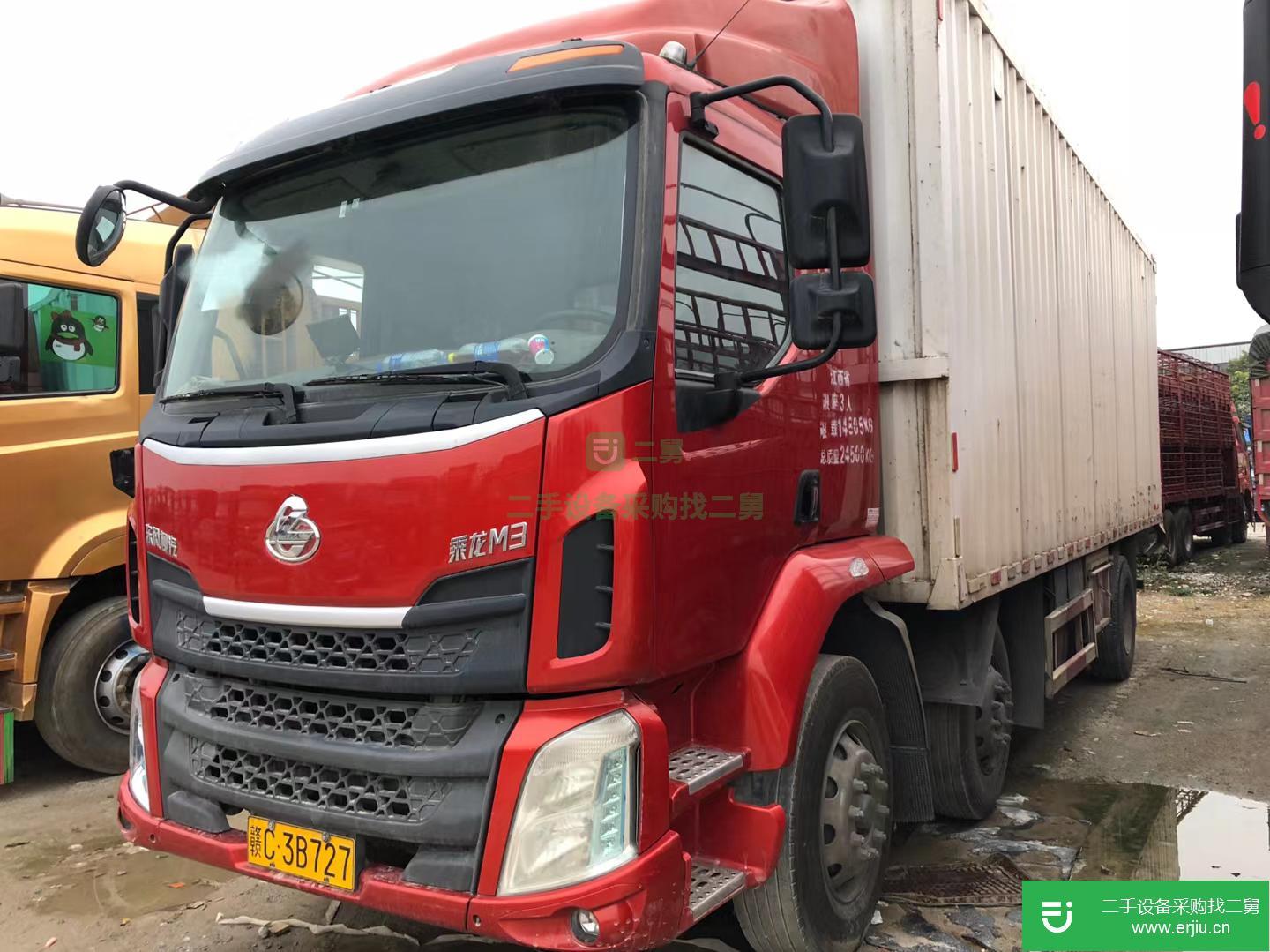 江西出售二手東風柳汽220馬力前四后四箱式貨車