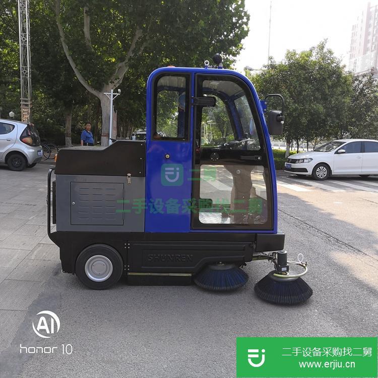山東出售二手半封閉小型電動掃地車