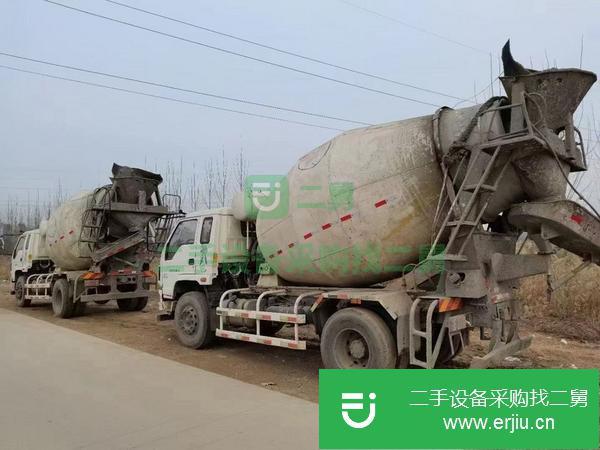廣西出售二手精品攪拌車實表2萬多公里手續齊全