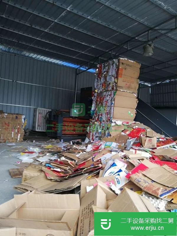 湖北出售二手200噸帶門打包機(jī)