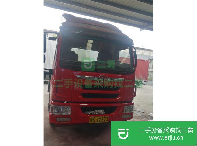 上海出售二手一汽解放前二后四牽引車