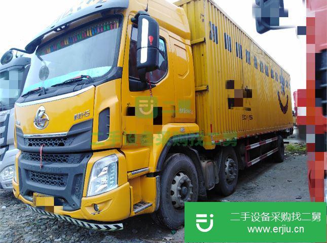 江西出售二手東風柳汽240馬力9.6米廂式貨車